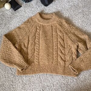 UNIVERSAL THREAD - mustard sweater